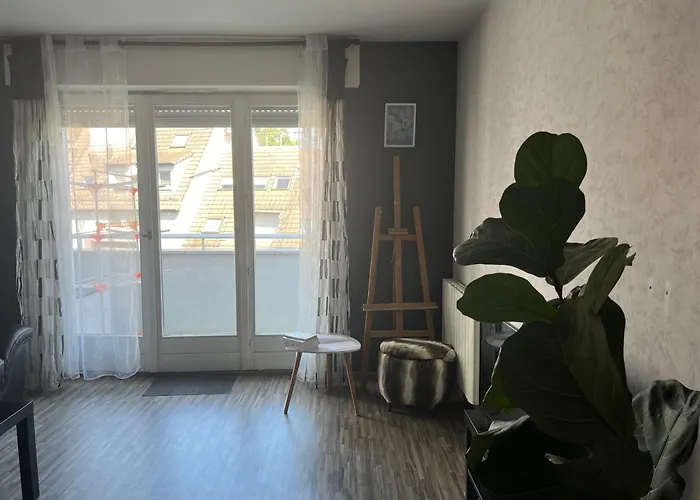 Lumineux Proche Du Centre Апартаменты *