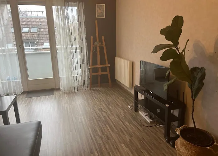 Lumineux Proche Du Centre שטרסבורג