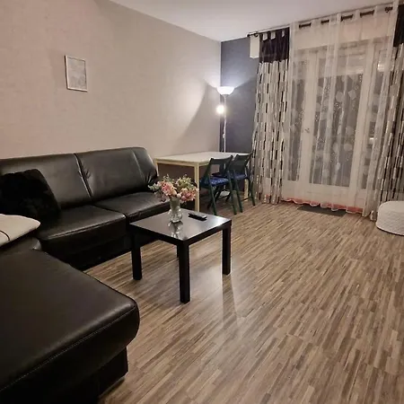 Lumineux Proche Du Centre